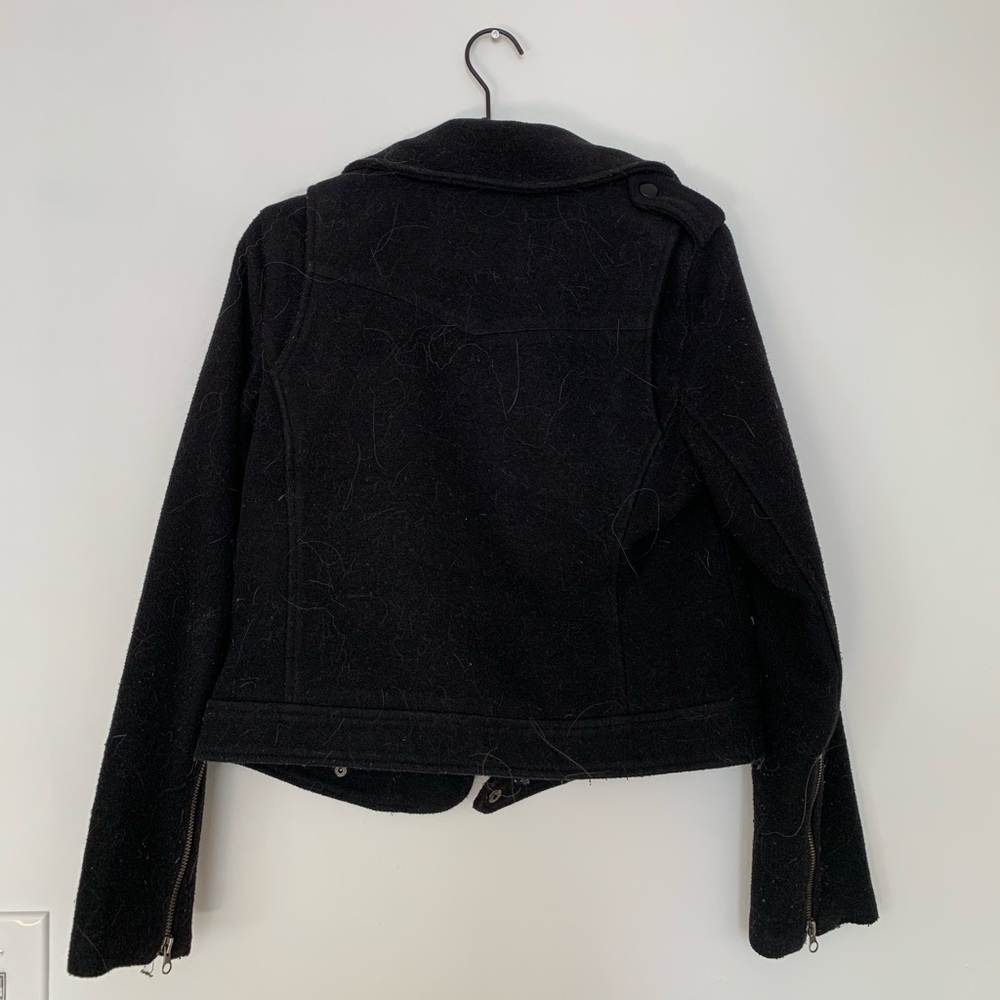 Black jacket - Picture 3 of 3
